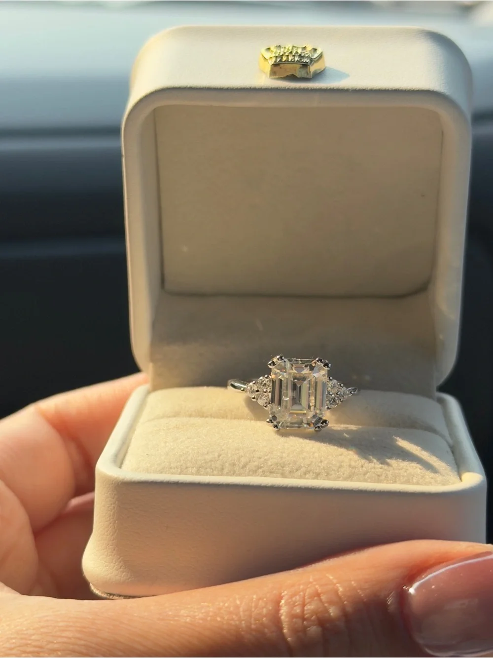 4ct Emerald cut moissanite vvs1 color D engagement ring sz6